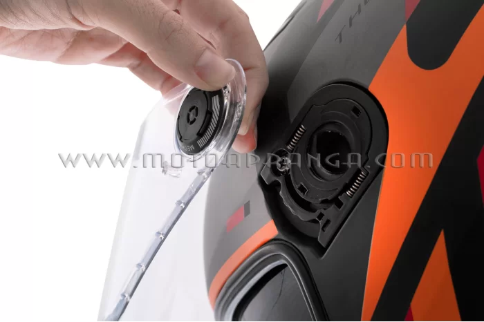 HELMET MT FF118SV THUNDER 4 SV SOLID A1 GLOSS BLACK