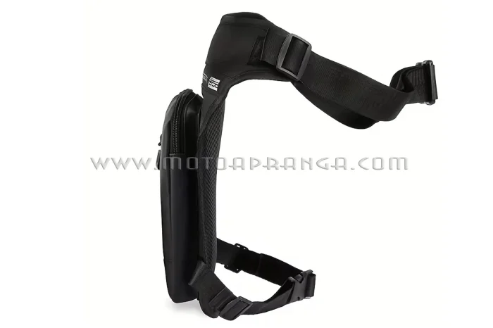 Motorcycle bag (soft) on the leg