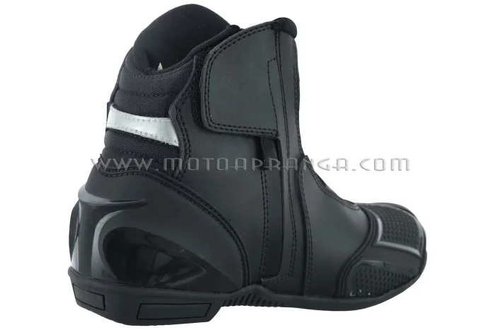 URBAN-IRF black shoes